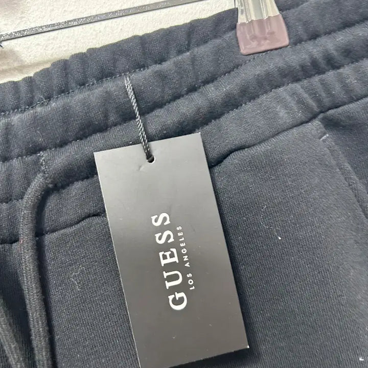 [BUNJANG] Guess Black Training Jogger Pants L / 게스 블랙 트레이닝 조거바지 새상품 L