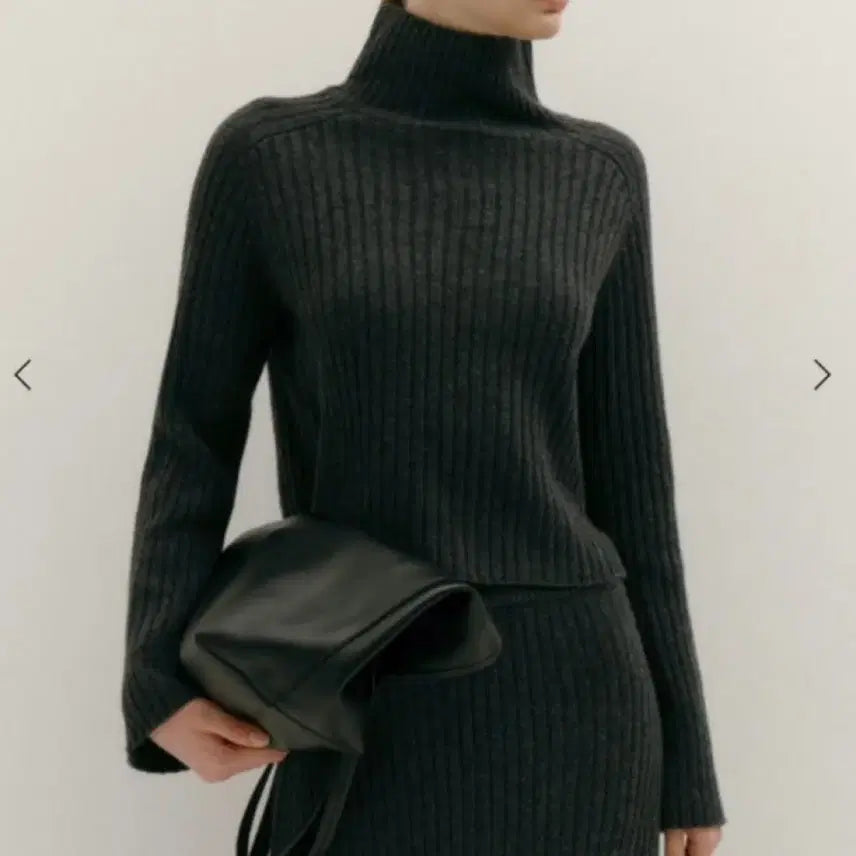 [BUNJANG] Sienne Mile Ribbed Knit Sweater / 시에 마일 리브드니트(아이보리)