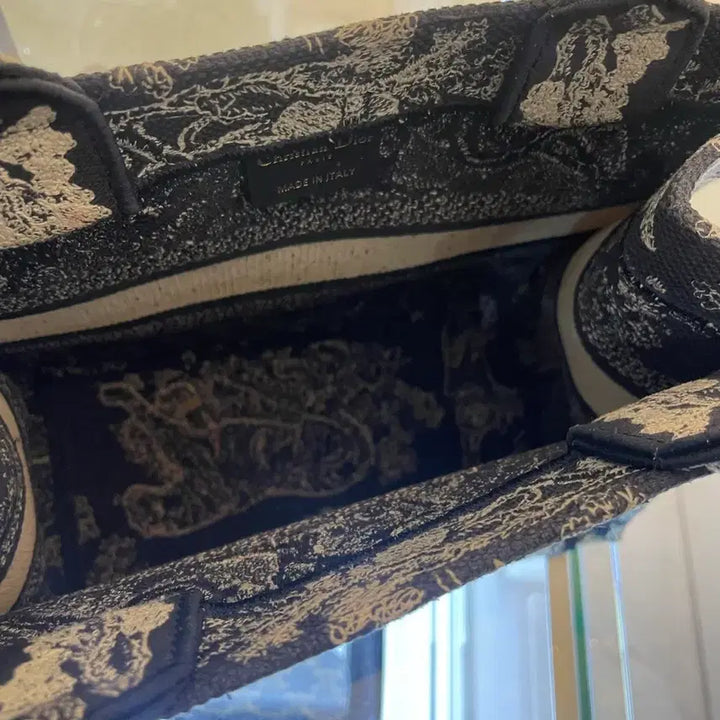 [BUNJANG] Dior Book Tote Newsmole Bag / [정품] 디올 북토트 뉴스몰 백