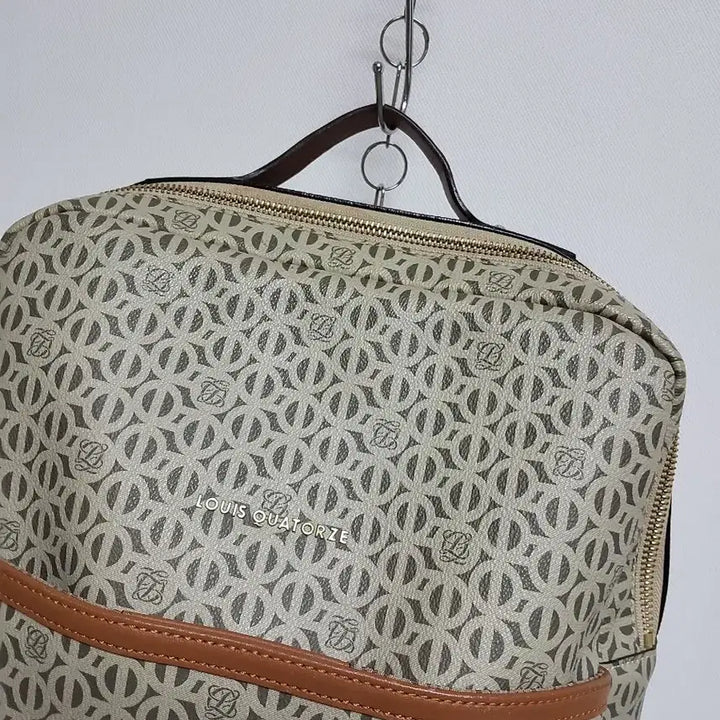 [BUNJANG] Louis Quatorze Women's Backpack / 루이까또즈 백팩  *29/35