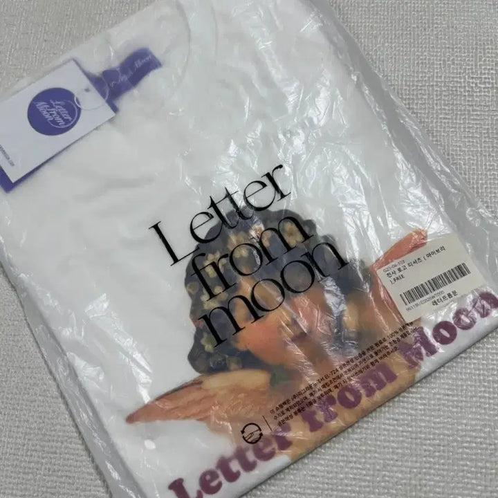 [BUNJANG] Letter From Moon Angel Logo T-shirt / 레터프롬문 천사 로고 티셔츠 새상품