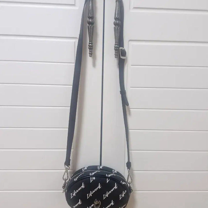 [BUNJANG] LifeWork Mini Crossbody Bag / (새상품)라이프워크 크로스백(헤지스루이까또즈제이에스티나MCM라코스테빈폴