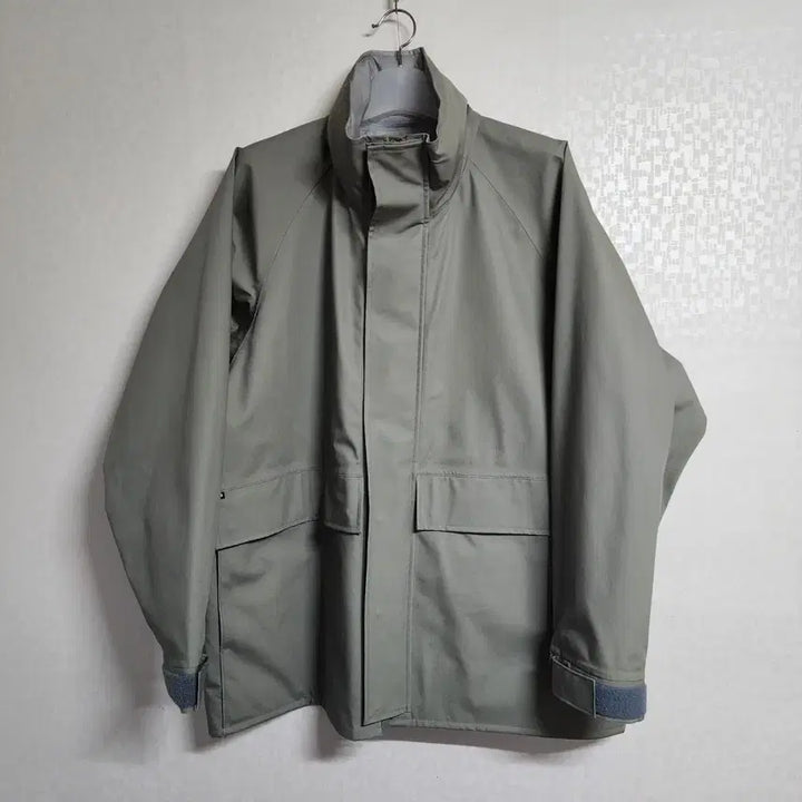 [BUNJANG] L Brochure Windbreaker Jacket / [L] 브로슈어 BROCHURE / 바람막이 윈드 브레이커 자켓