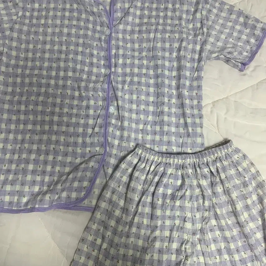 [BUNJANG] 3-Piece Cherry Pajama Set (Short Sleeve Top / Shorts / Long Pants) / 3종 체리 잠옷 세트 ( 반팔 / 반바지 / 긴바지 )