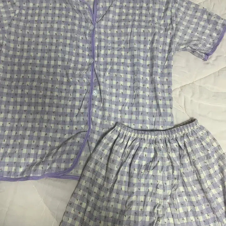[BUNJANG] 3-Piece Cherry Pajama Set (Short Sleeve Top / Shorts / Long Pants) / 3종 체리 잠옷 세트 ( 반팔 / 반바지 / 긴바지 )