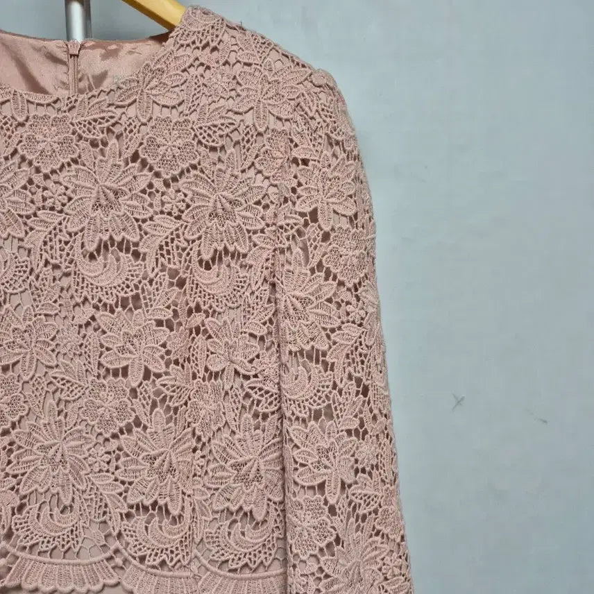 [BUNJANG] Leni & Bone Pink Lace Flare Dress / 레니본핑크 레이스 플레어 원피스