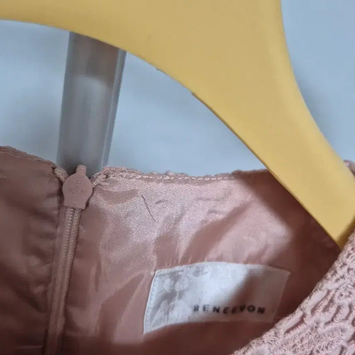 [BUNJANG] Leni & Bone Pink Lace Flare Dress / 레니본핑크 레이스 플레어 원피스