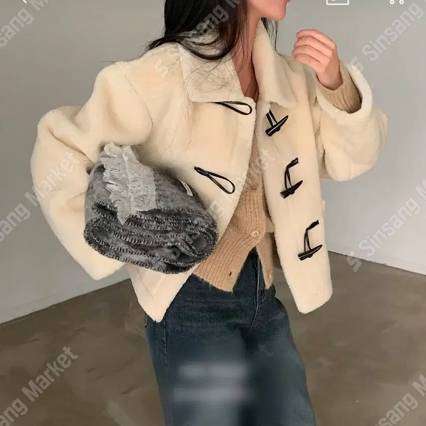 [BUNJANG] Tteokbokki Dumble Short Coat / 떡볶이 덤블 숏코트