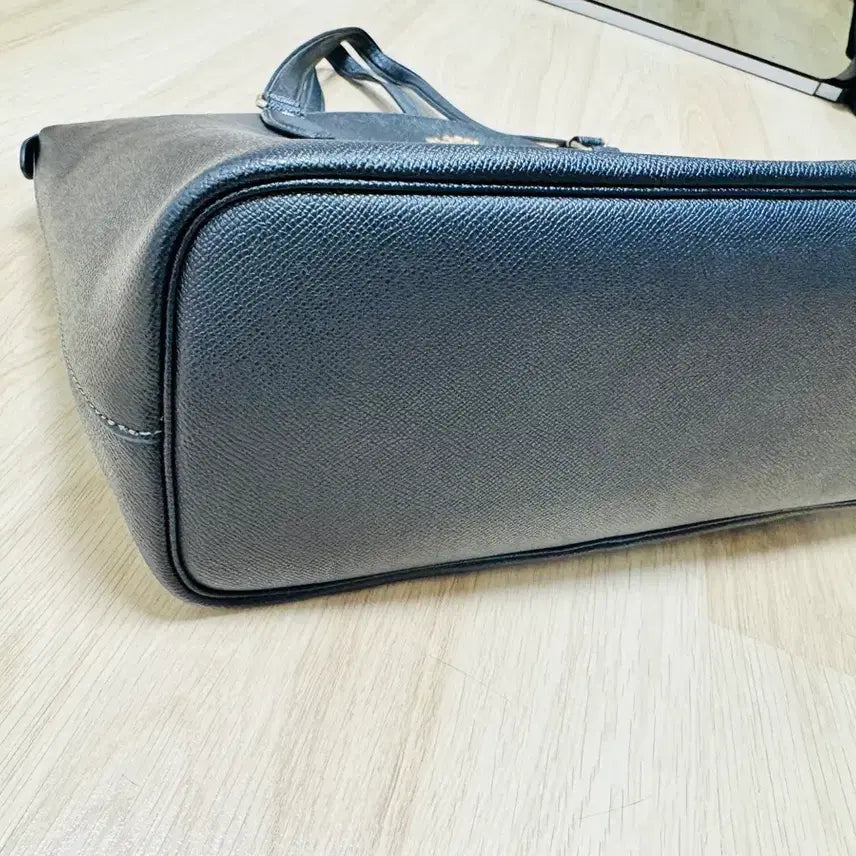 [BUNJANG] COACH Gallery Tote Bag Black / [정품/중고] COACH 코치 갤러리 토트백 블랙 팝니다.