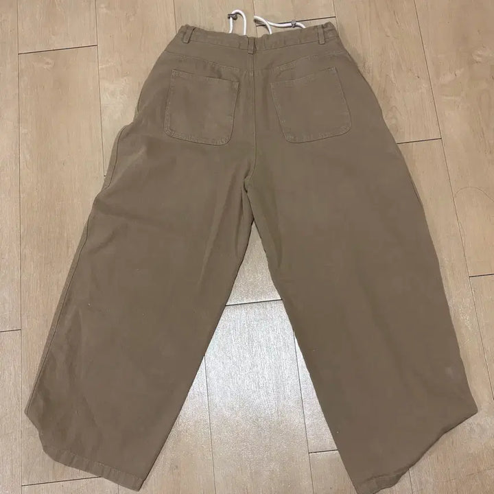 [BUNJANG] Sun Garden Vintage Beige Wide Balloon Pants / 선가든파티 빈티지 베이지 와이드 벌룬 팬츠