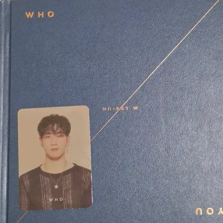 뉴이스트W WHO YOU 앨범 판매합니다. (백호 포카)