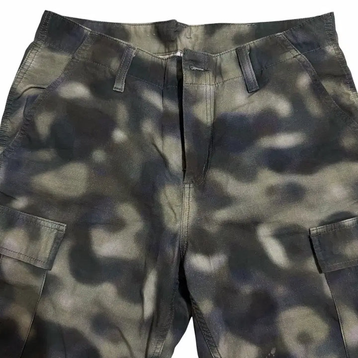 [SOLD OUT] Carhartt WIP 립스탑 카모 쇼츠