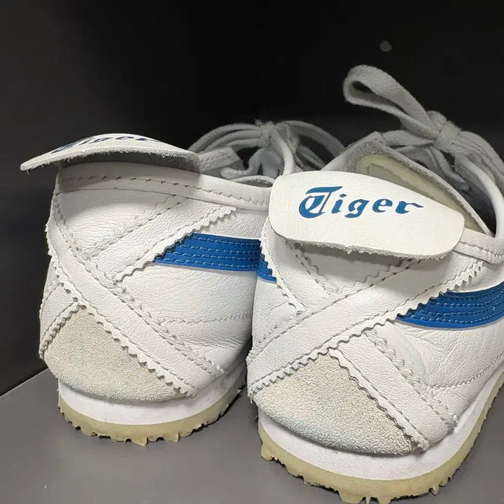 [BUNJANG] Onitsuka Tiger Mexico 66 White Blue Red Sneakers / 오니츠카타이거 멕시코66 흰파빨 235