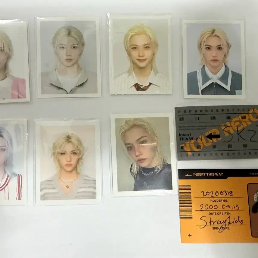 스트레이키즈 필릭스증사+스티커 스키즈증사 세트판매