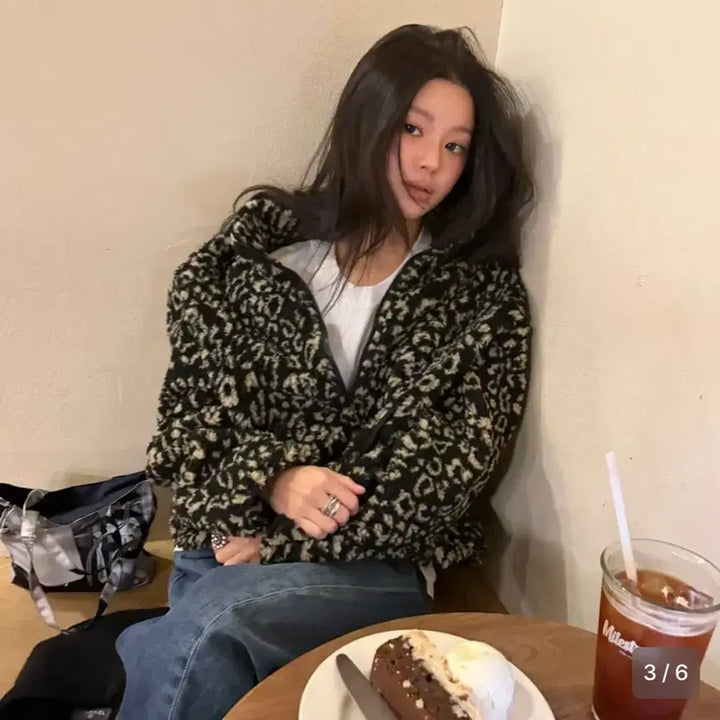 [BUNJANG] JunJunSpace Sherling Leopard Half Zip-up (M) / 준준스페이스 시어링 호피 하프집업 m