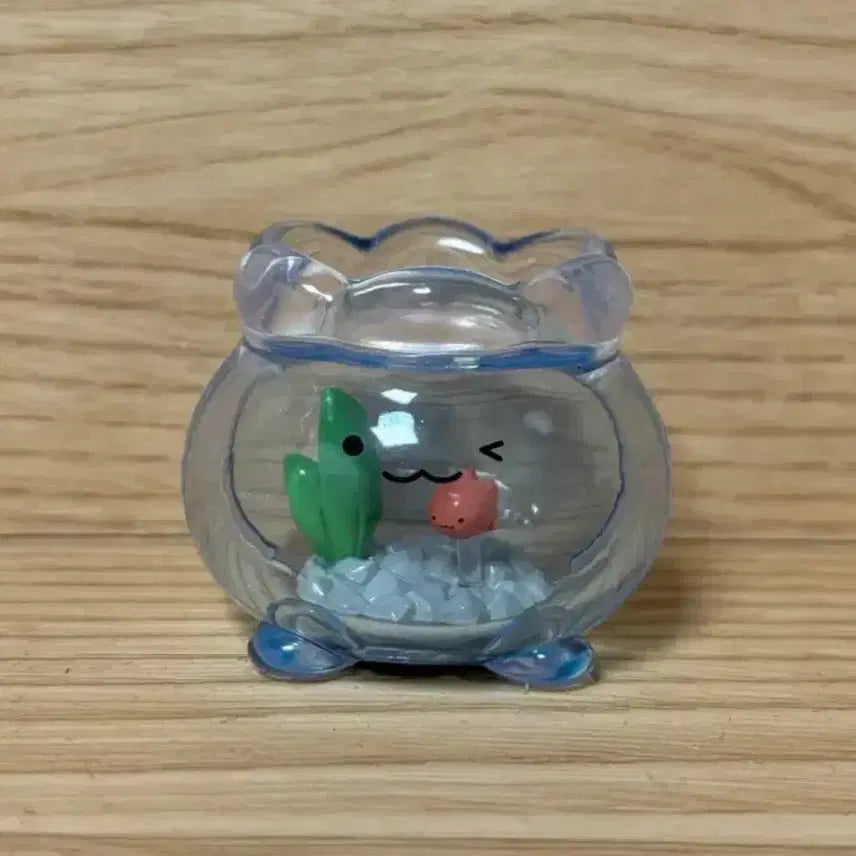 [BUNJANG] Waru-ru-gi Aquarium Clear Figure Gacha / 윙크/ 와루루기 어항 클리어 피규어 가챠