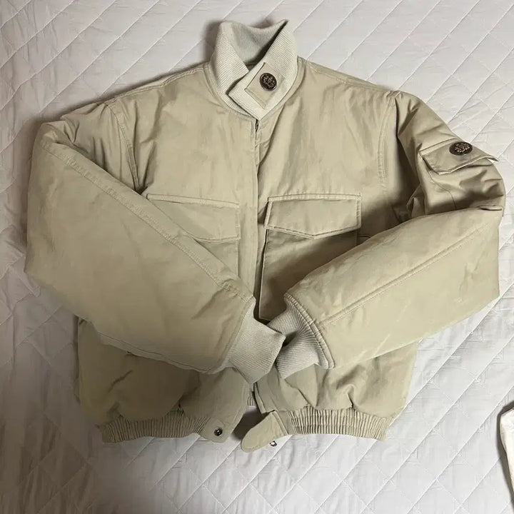 [BUNJANG] MA1 Two-Way Bomber Jacket Ivory Beige / MA1 투웨이 봄버 자켓 아이보리 베이지