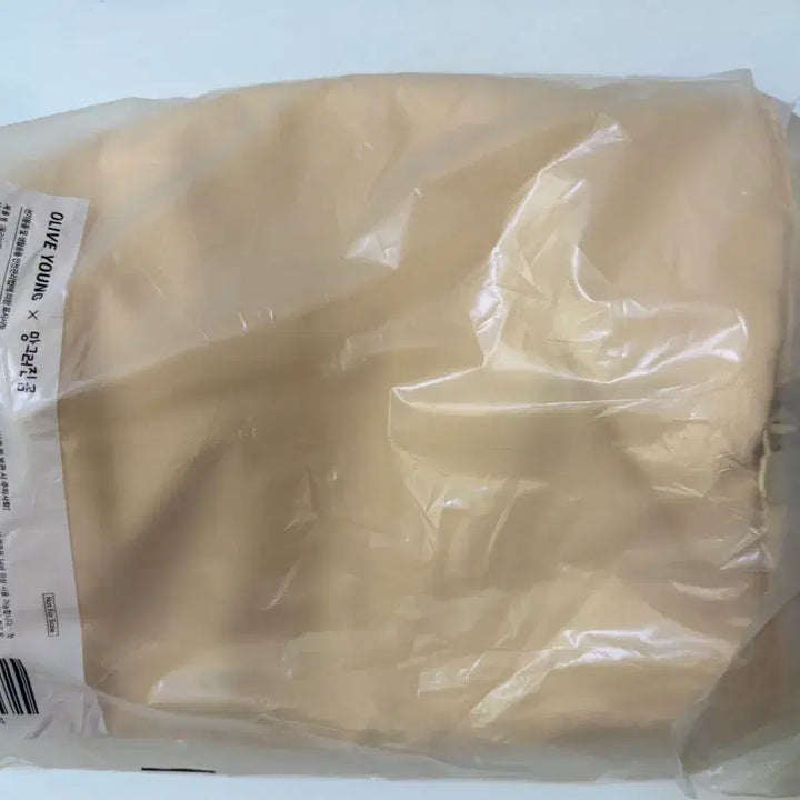 [BUNJANG] Olive Young Mangomg Organizer Bag (Sealed) / 올리브영 망곰 콜라보 망곰이 오거나이저백 미개봉