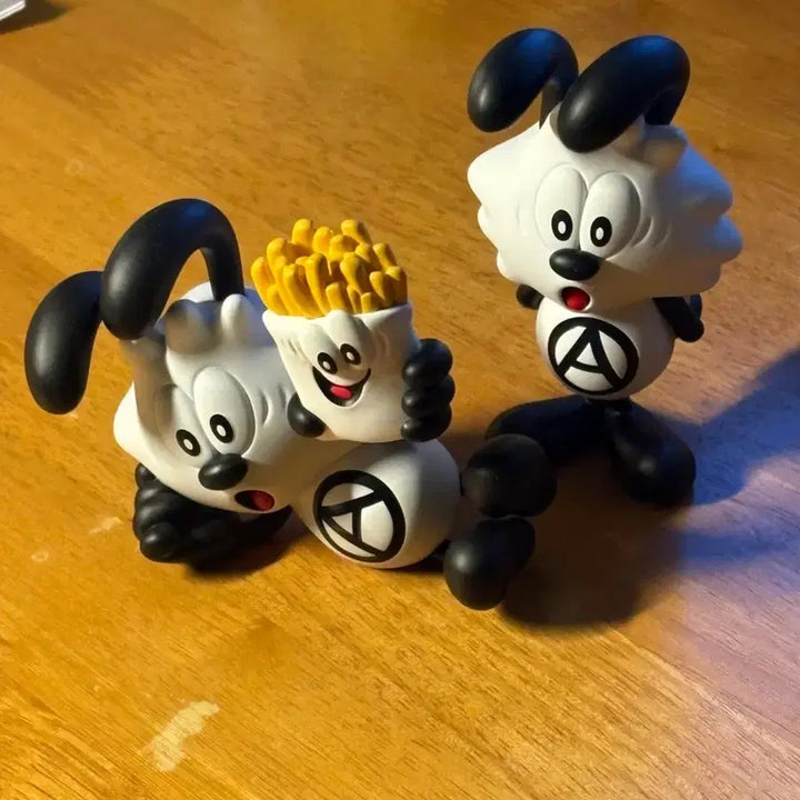 [BUNJANG] Verdy x McDonald's Limited Edition Figure Set / 베르디 x 홍콩 맥도날드 한정판 2종