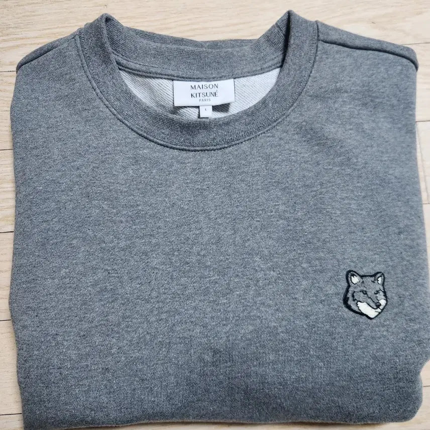 [BUNJANG] Maison Kitsune Fox Patch Sweatshirt L / 정품큐알인증[상태최상]메종키츠네 폭스 패치 맨투맨 L(105)