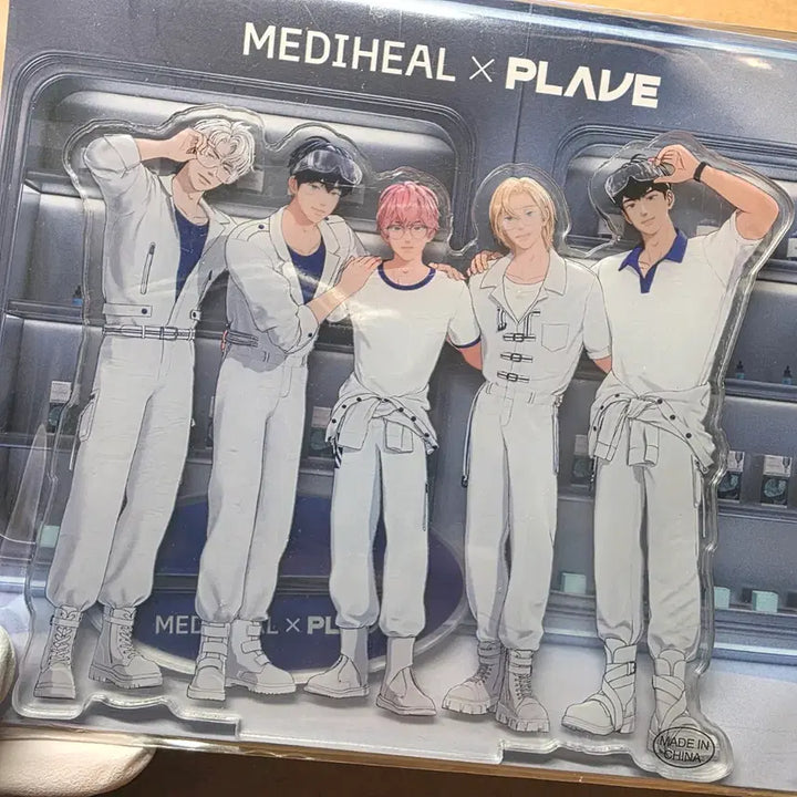 미개봉)PLAVE 플레이브 메디힐 아크릴스탠드+포토카드 세트