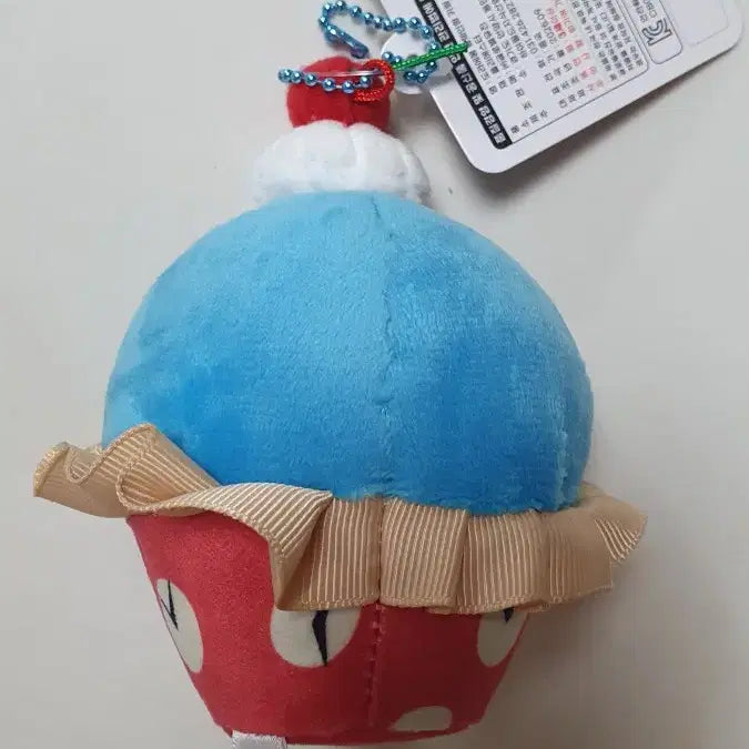 [BUNJANG] Doraemon Cupcake Doll Keyring / 도라에몽 컵케이크 인형 키링 새상품