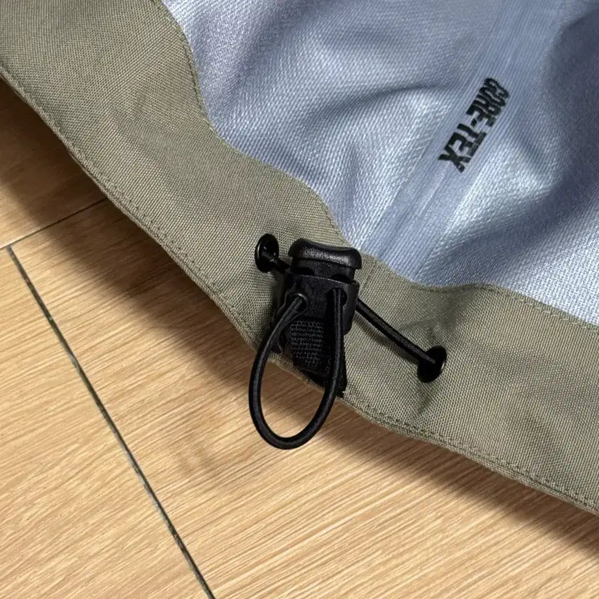 [SOLD OUT] [XL] 스투시 고어텍스 가이드 쉘 자켓 디지 카모