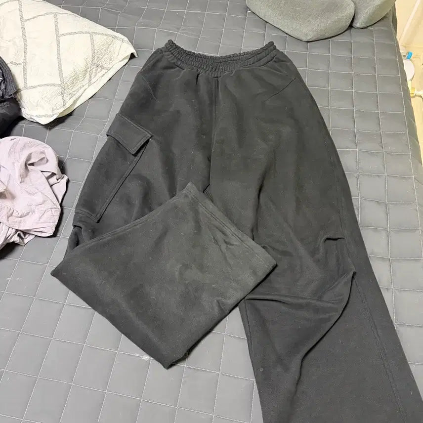 [BUNJANG] Archive Oversized Sweatpants / 파아카이브 오버사이즈 스웻팬츠 2