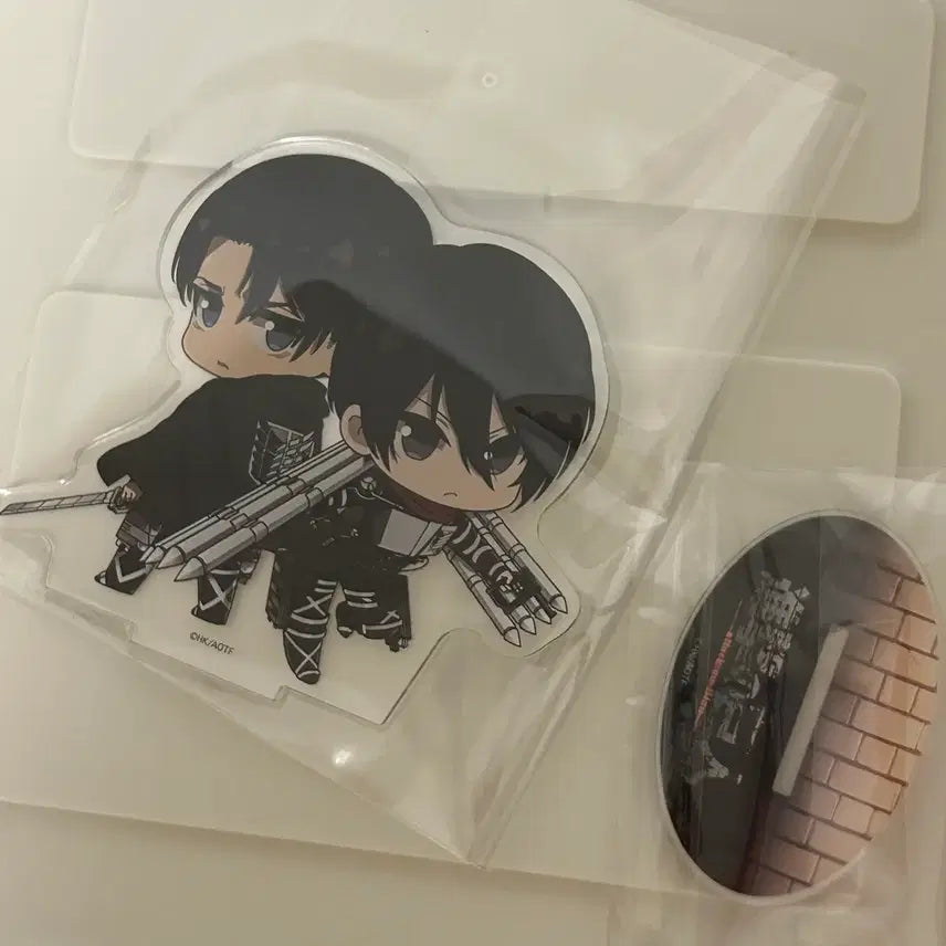 [BUNJANG] Attack on Titan Final Season Mikasa Ackerman &amp; Levi Ackerman Acrylic Stand / 진격의거인 파이널시즌 미카사 리바이 아커만 아크릴스탠드