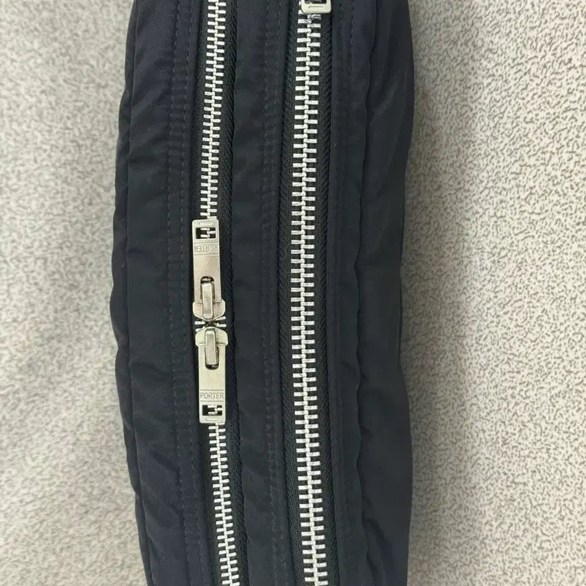 [BUNJANG] Porter Tanker S Black Shoulder Bag / 포터 탱커 S 블랙 622-76963