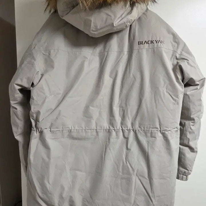 [BUNJANG] Black Yak Gore-Tex Ivory Padded Jacket / 블랙야크 고어텍스 패딩 아이보리색
