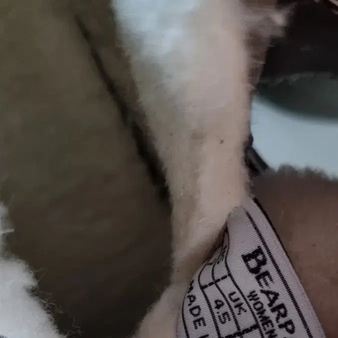 [BUNJANG] Bearpaw Ankle Fur Boots 240 / 베어파우 앵클 털부츠 240