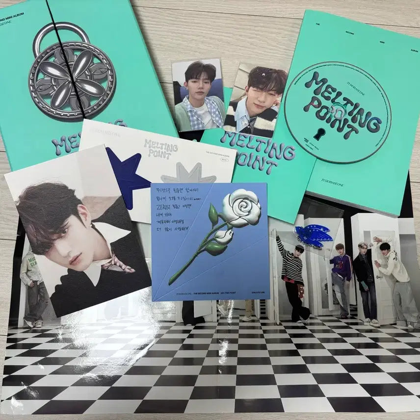 제로베이스원 MELTING POINT 민트색 개봉앨범 팝니다