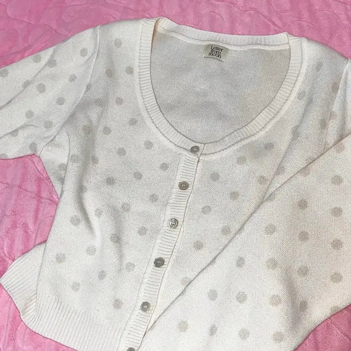 [BUNJANG] Letter From Moon RoHa U-Neck Dot Cardigan Ivory / 레터프롬문 로하 유넥 아방핏 도트가디건 아이보리 빈티지 걸코어 러블리