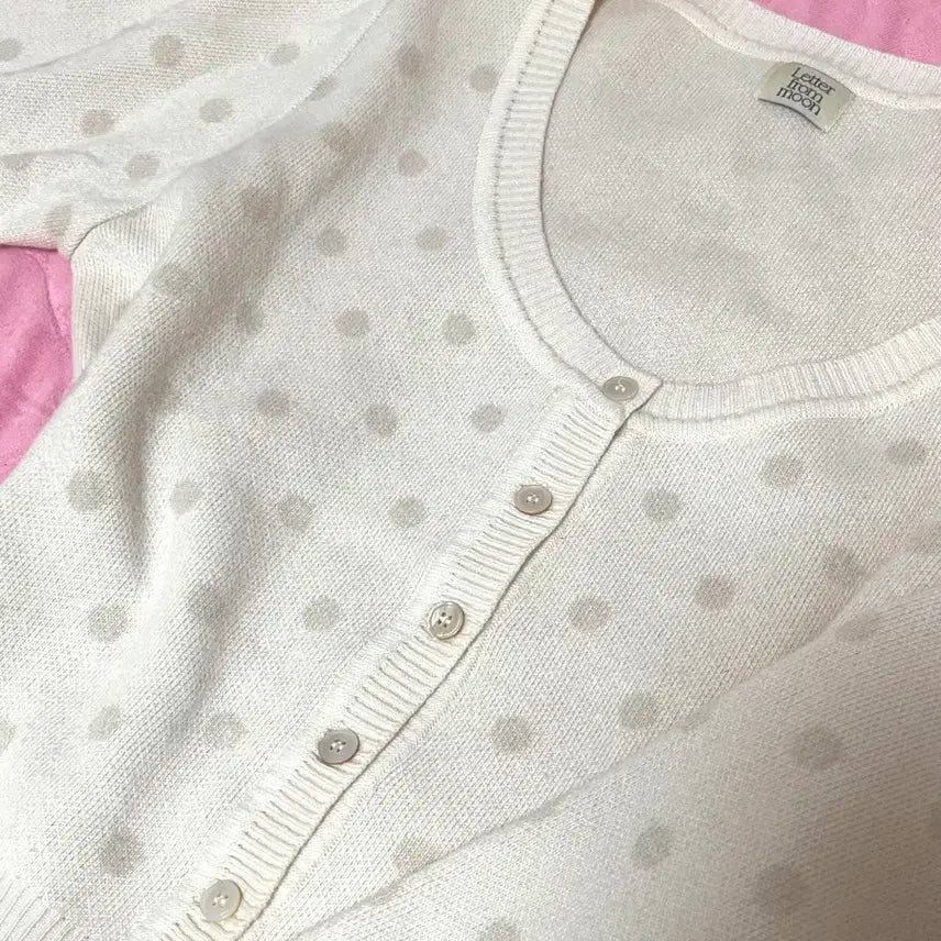 [BUNJANG] Letter From Moon RoHa U-Neck Dot Cardigan Ivory / 레터프롬문 로하 유넥 아방핏 도트가디건 아이보리 빈티지 걸코어 러블리