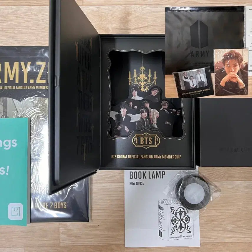 [BUNJANG] BTS ARMY Membership Kit Book Lamp / BTS 방탄소년단 아미 멤버십키트 아미집 북램프 포함