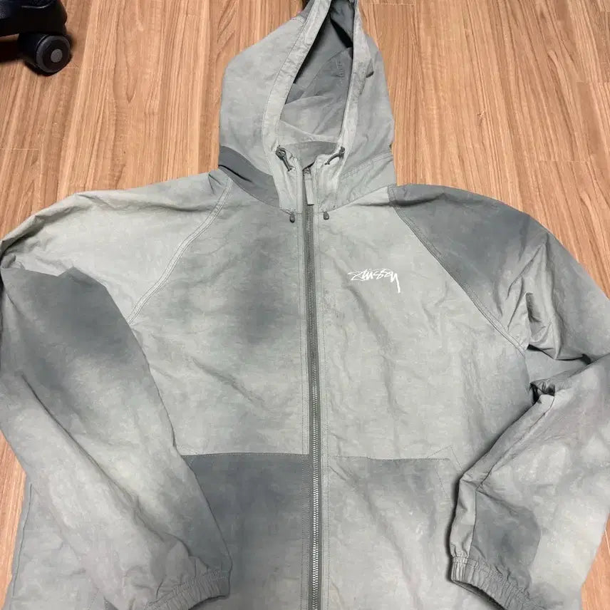 [BUNJANG] Stussy Wave Dye Beach Shell Jacket Sage / 스투시 웨이브 다이 비치 쉘 자켓 세이지 바람막이 L