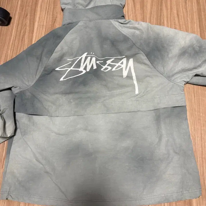 [BUNJANG] Stussy Wave Dye Beach Shell Jacket Sage / 스투시 웨이브 다이 비치 쉘 자켓 세이지 바람막이 L