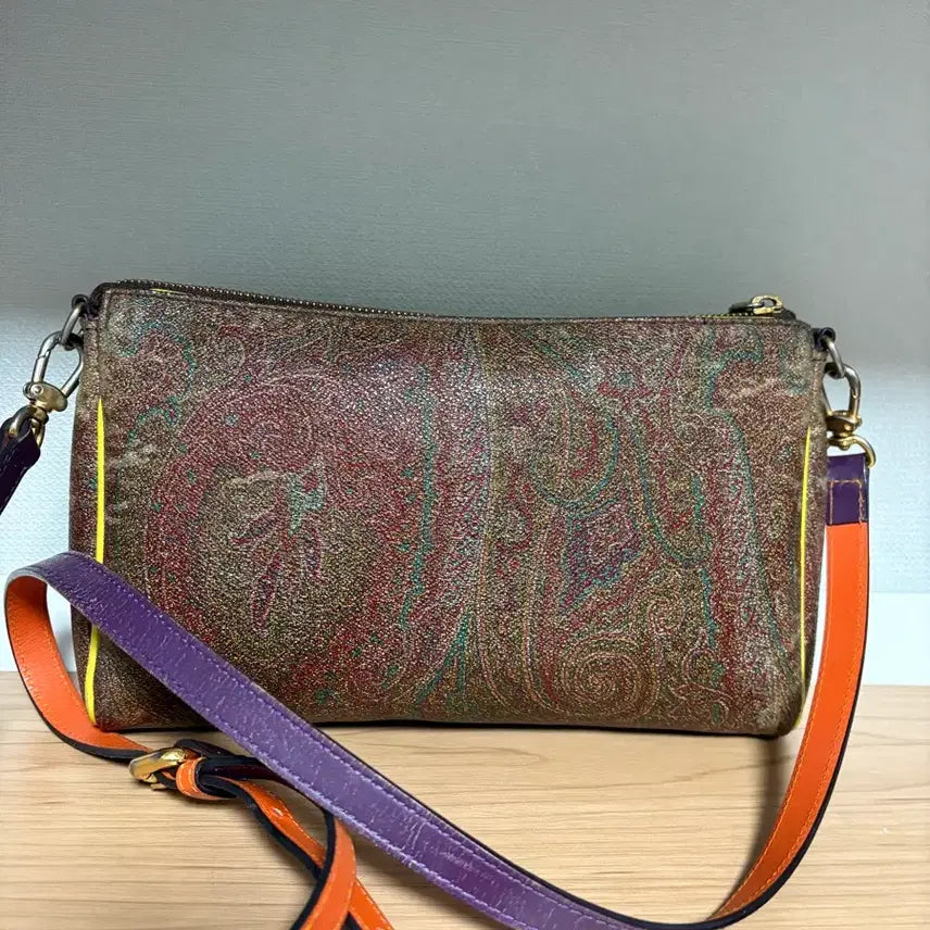 [BUNJANG] Clutch Bag with Strap / 에트로 페이즐리 클러치백 + 스트랩