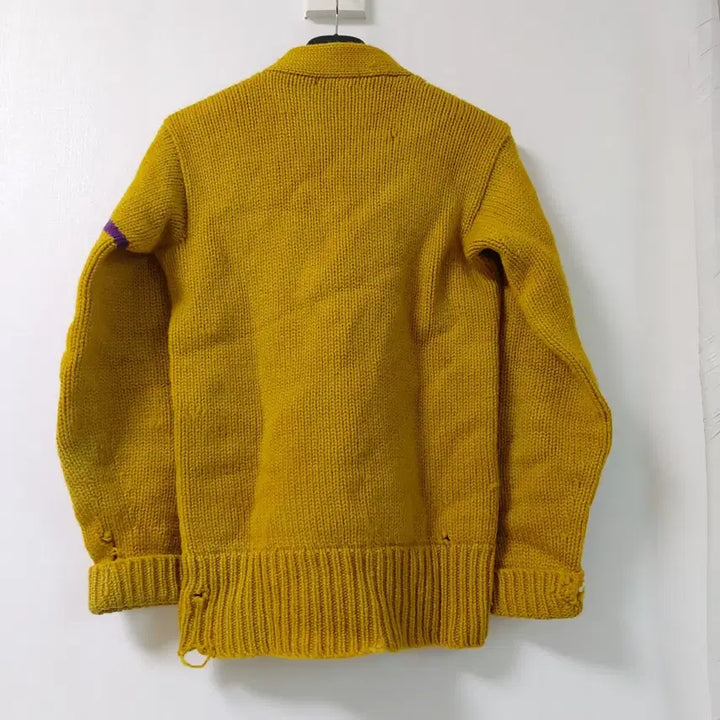 [BUNJANG] Vintage Wool V-Neck Sweater / 30년대 WOOL V-NECK SWEATER 선페이드 디스트레스드
