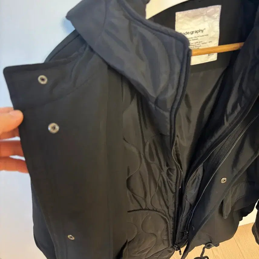 [BUNJANG] Codegraphy Hooded Short Parka (M) / 코드그라피 후드 숏카파 M