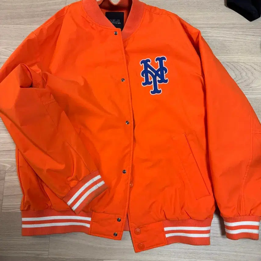[BUNJANG] MLB Orange Vintage Baseball Jacket / 빈티지 MLB 오렌지 야구 점퍼 팔아요!