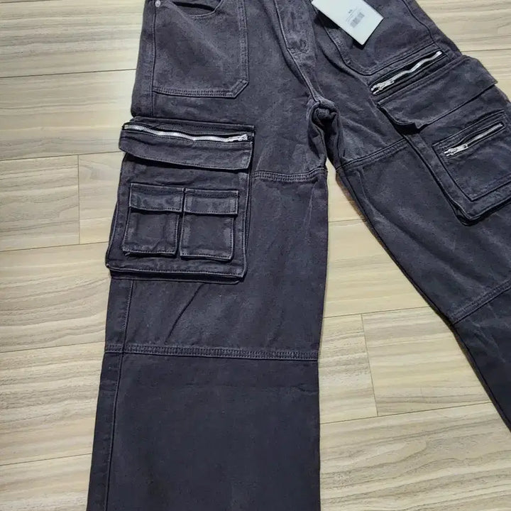 [BUNJANG] Trillion Utility Cargo Pants Charcoal M Size / 트릴리온유틸리티카고팬츠바지m사이즈차콜