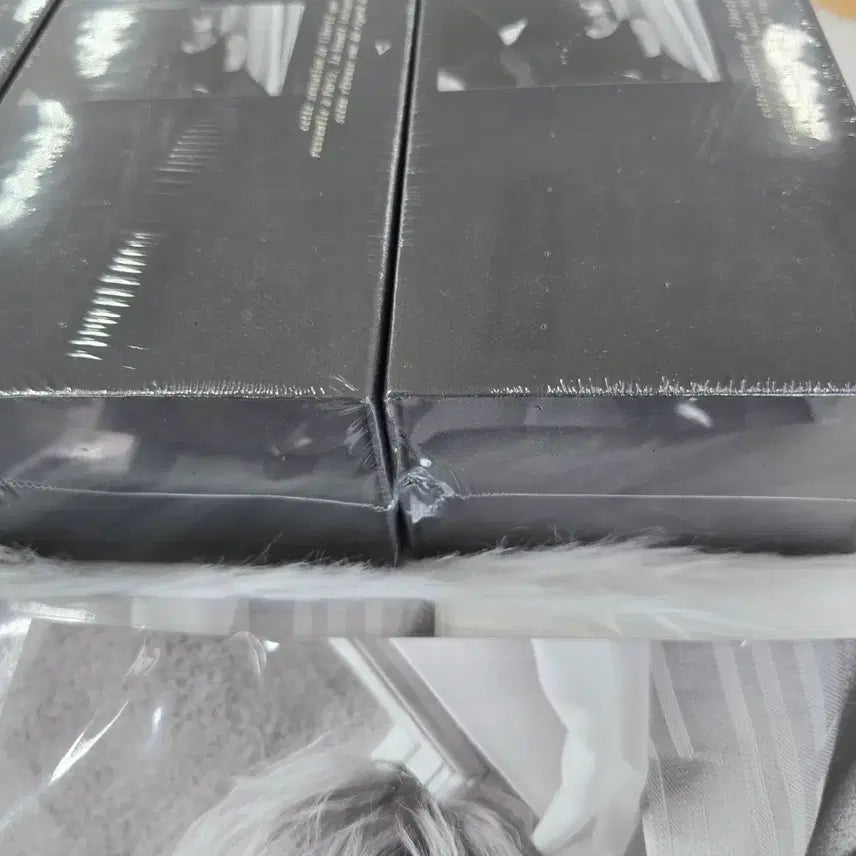 [BUNJANG] BTS V Kim Taehyung Reve Photobook + POB Bundle Set (Sealed) / BTS V (김태형)  reve 포토북 +특전 세트 미개봉