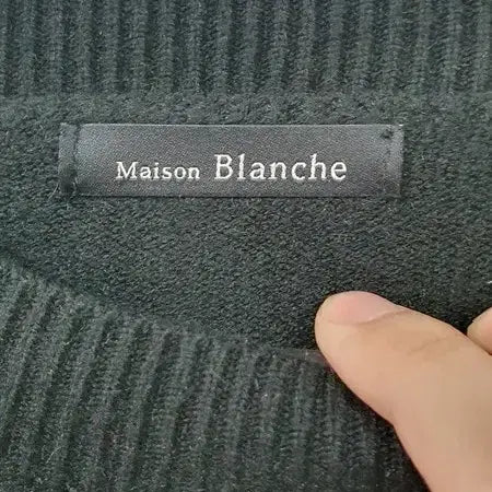 [BUNJANG] MAISON BLANCHE Black Oversized Knit Sweater / MAISON BLANCHE 메종블랑쉬 블랙 오버핏 니트