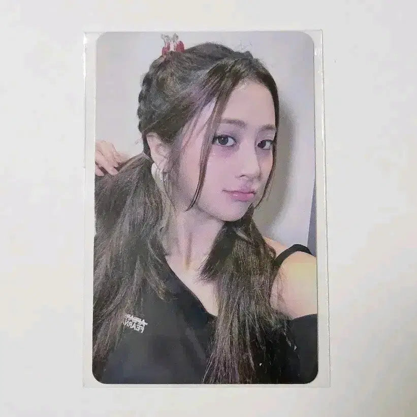 [SOLD OUT] 르세라핌 허윤진 포카