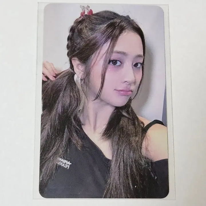 [SOLD OUT] 르세라핌 허윤진 포카