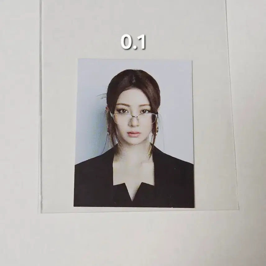 [SOLD OUT] 르세라핌 허윤진 포카