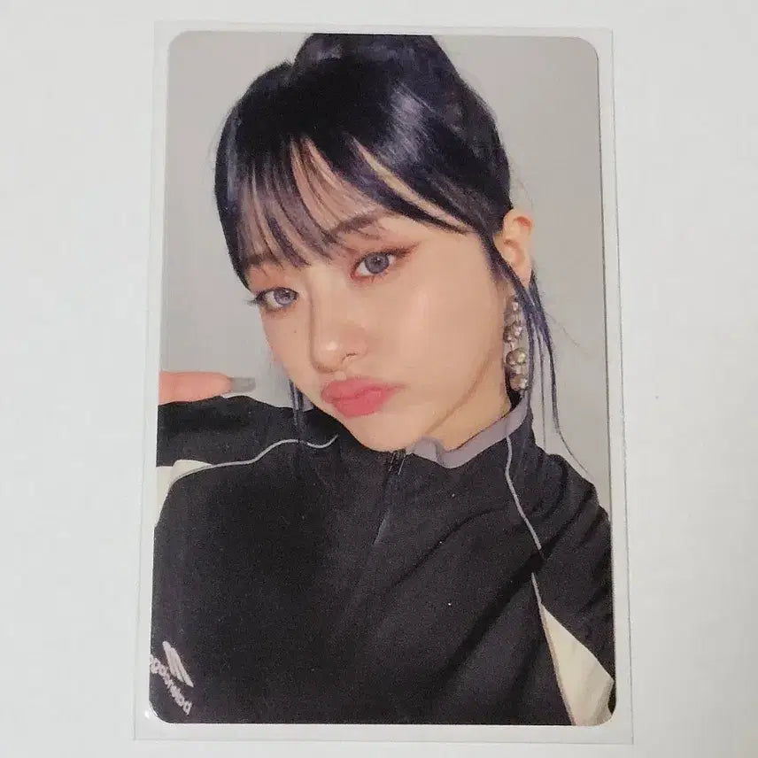 [SOLD OUT] 르세라핌 허윤진 포카