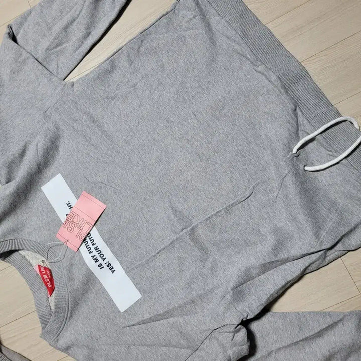 [BUNJANG] PLSM LIKE Lettering Gray Sweatshirt / PLSM LIKE 미사용품 레터링 포인트 회색 맨투맨 티셔츠